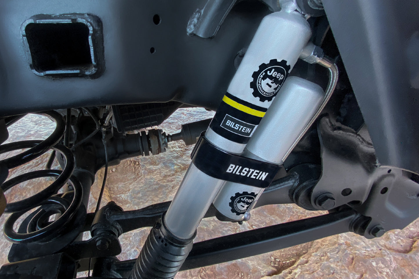 MOPAR Jeep純正 2.0インチリフトキット リザーブタンク付き ビルシュタインショック リフトアップ　アメリカンインテイク アメリカンインテーク カスタム